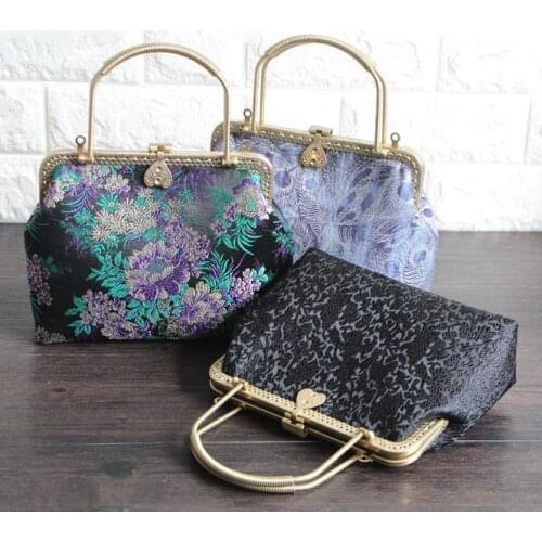 23*18*8cm Vintage Wrapped Yarn Embroidery Fabric Mouth Gold Frame Handbags Material Kit Clutch Bag with Heart Kissing Lock