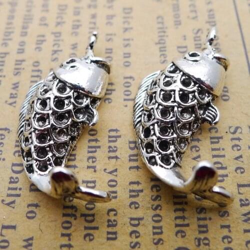 8 PCS/Lot 26mm*14mm Pendants Necklaces Antique Silver Color Fish Charms Handcraft For DIY Jewelry Making