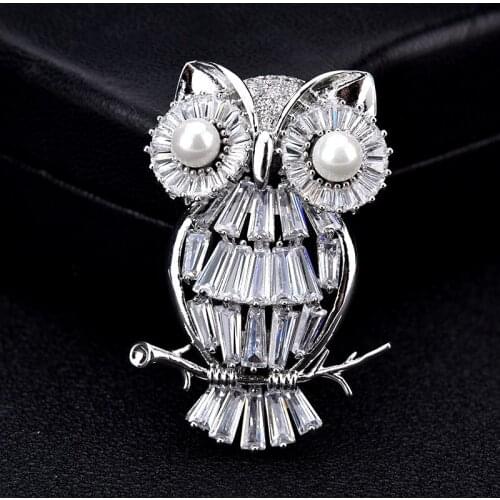 Free Shipping Shining Full Cubic Zirconia Owl Brooch
