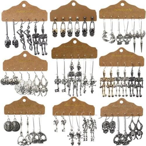 3 Pairs/set Combined Halloween Earrings For Women Punk Personality Retro Alloy Ghost Skeleton Feather Spider Ghost Drop Earrings