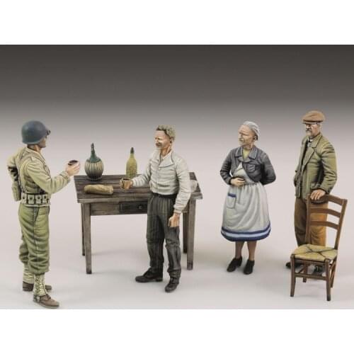 1/35 Scale U.S. soldier and civilians (with accessories) Unpainted Resin Figure Building Kit