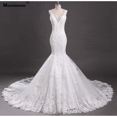 Elegant V-Neck Embroidery Appliques Tulle Bridal Gown Chapel Train Sleeveless Crystal Button Back Mermaid Wedding Dress 2021