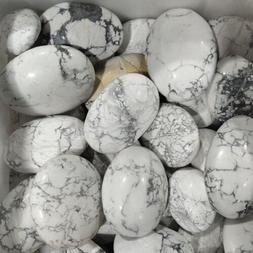 1pcs Natural white pine stone to play with the original stone, natural beauty, natural beauty treatment healing