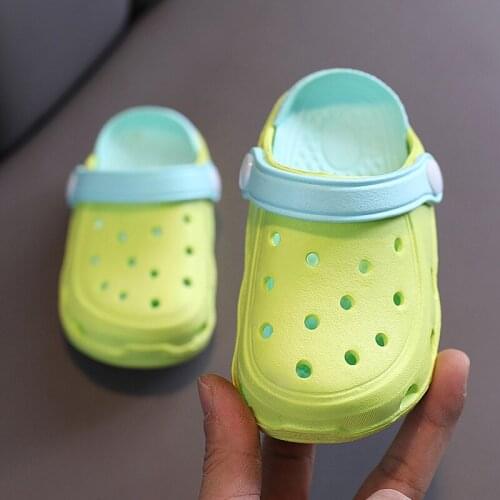 Kids Summer Beach Slippers Boy Clogs Girls Sandals Soild Color Cave Garden Shoes Children Non-slip Slippers Baby Toddler Shoes