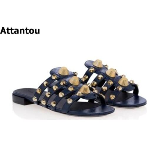 New Women Slippers Flat Casual Women Shoes Slip On Slides Beach Slippers Flip Flops Sandals Fashion Rivet Slipper