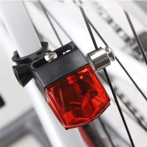 Bicycle Warning Taillight Magnetic Power Generate Safety Flashlight Induction Tail Light Waterproof Rear Bike Taillight