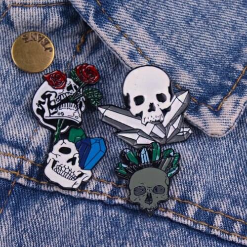Punk Brooch Black White Skull Metal Badges On a Backpack Set Lapel Pin Bags Badge Gifts Jeans Jacket Enamel Pins Paired Jewelry