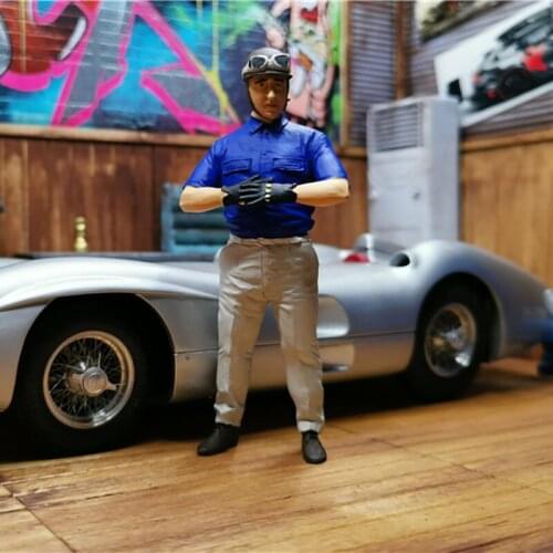 CMC F1 Competition Racer 1/18 Scale Car Model Scene Simulation Static Mini Resin Doll Model Collect Display Vehicle Accessories