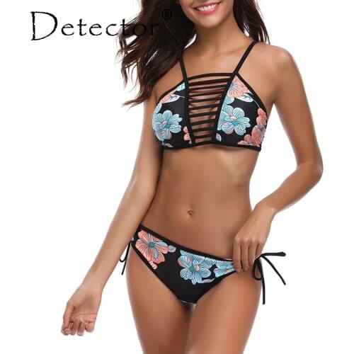 Detector Womens Clothing