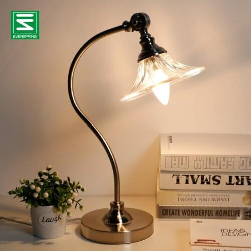 Retro Nordic Modern LED Glass Lampshade Table Lamp Reading Light Creative Iron Bedside Lamp Glass Decorative Modern Table Lamp