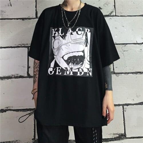 Japanese cartoon animewoman T-shirt aesthetic graphics Harajuku T-shirt black manga anime T-shirt female Summer Tee Casual Tops