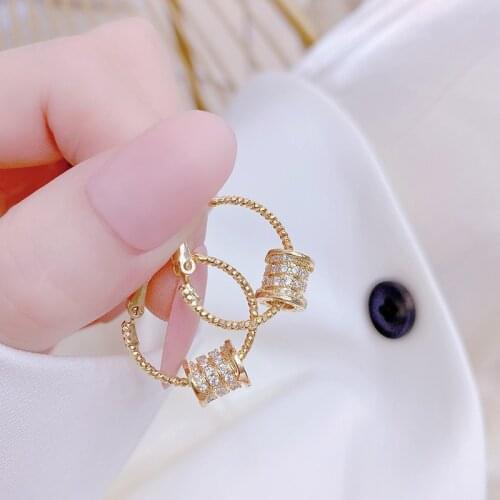 2021 Exquisite Fashion Small Waist Zircon Earrings Temperament High Quality Luxury Earrings Ladies Jewelry Pendant