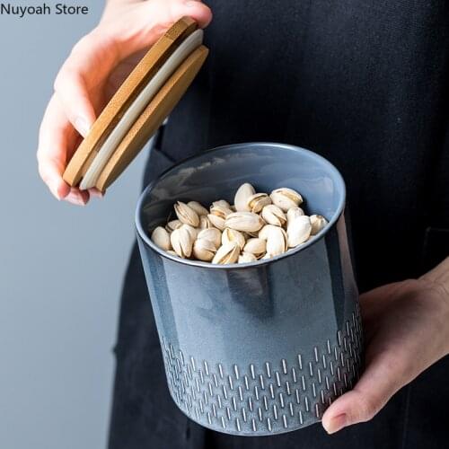 Creative Ceramic Airtight Jar with Lid Household Tea Can Storage Jar Coffee Can Moisture-proof Storage Tank/grain Dispenser