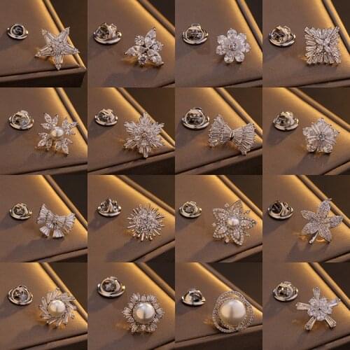 Exquisite Cute Flower Bow Star Butterfly Little Zircon Brooches for Men Women Clothes Collar Pin Bouquet Suit Lapel Pins Brooch