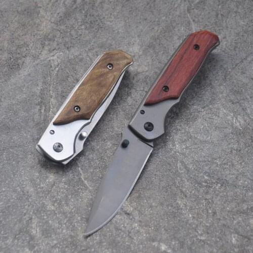 High Quality Tactical Knife 440C Blade +Woodle Handle Tactical Folding Blade Knife Pocket Knife Survival Hunting Camping Knives