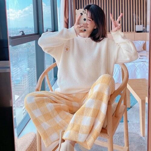 2020 womens autumn and winter new soft pajamas autumn winter home wear coral velvet yarn thickened lovely suit long sleeve pant