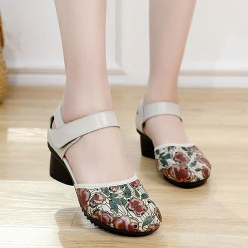 Elegance Vintage Women Hollow Out Heel Genuine Leather sandals Buckle Strap 4.5CM Square High Heels printing shoes for women