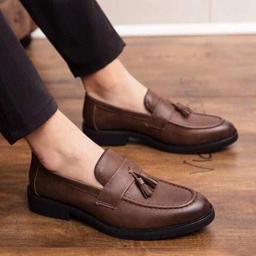 Italian Designer Men Casual Wedding Party Formal Dress Leather Shoes Slip-On Tassel Shoe Breathable Platform Loafers Sapato