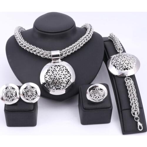 Latest Luxury Big Dubai Silver Plated Jewelry Sets Fashion Nigerian Wedding African Beads Costume Necklace Bangle Earring Ring