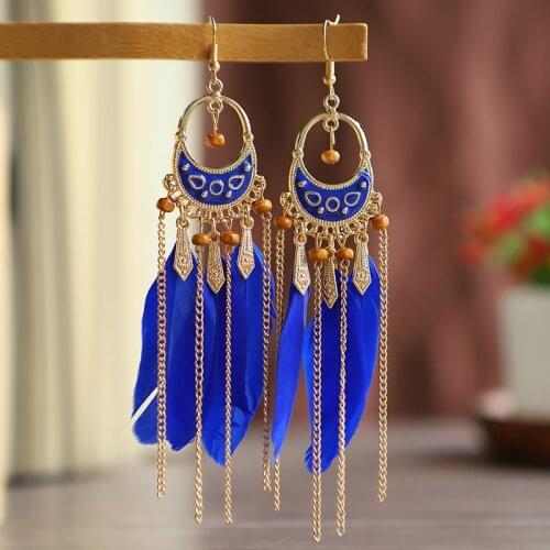 Womens Long Blue Feather Earrings Boho Summer Jewelry Bohemian Ethnic Carved Wood Beads Tassel Earring Ohrringe bijoux femme