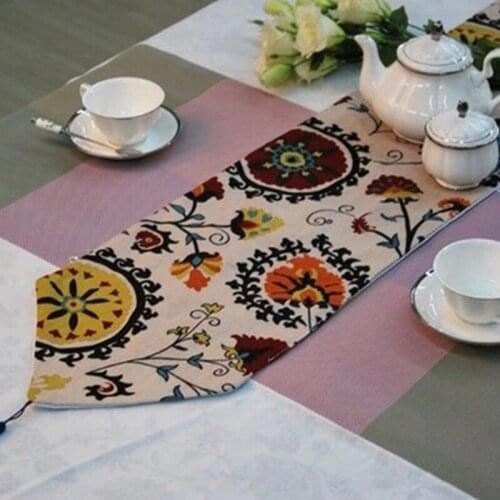 Elegant Cotton Embroidery Table Runner Colorful Sunflower Cotton Tassel Mediterranean Wind Runner Bed Table Flag Mats Desk Decor