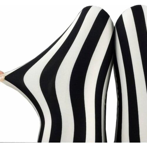 VIIANLES Casual Leggins Elastic Cropped Pants Capris Jeggings Summer Short leggings Star Floral Printing Leggings Ladies