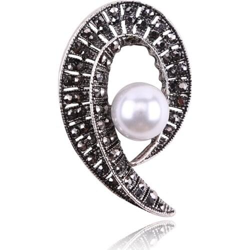 Retro Style Gun Black Rhinestones Brooches & Pins Simulated Pearl Simple Shape Vintage Scarf Clip Jewelry Brooch For Women