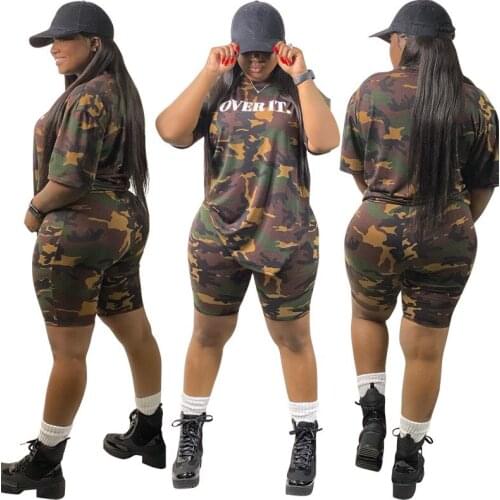 Camouflage Print Casual Suit Women Round Neck Loose Tshirt Top + Shorts 2piece Set 2021 Summer Trend New Alphabet Camouflage Set