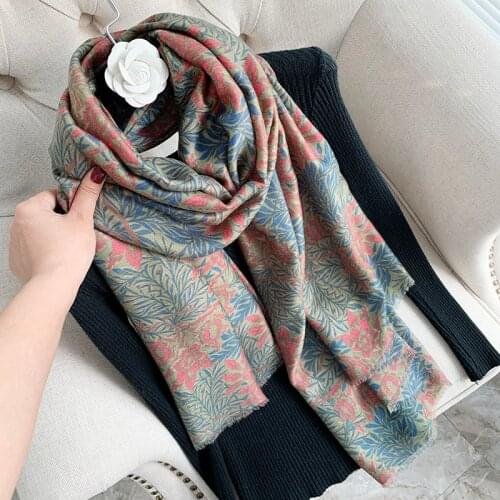 2021 Brand Autumn and Winter Womens Beach Shawl Wool 15% Scarf Ladies Fashion Scarf Headscarf Pashmina Headscarf Silencer