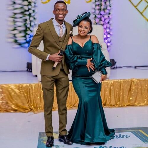 Olive Green Slim Fit Wedding Tuxedos One Button Three Pieces Mens Suits Custom Made Dinner Business Clothing