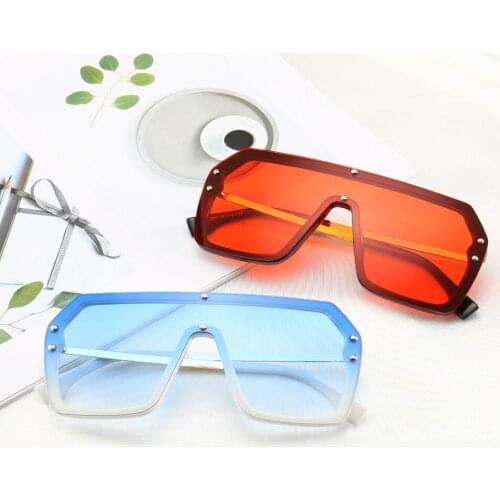 PAMASEN Siamese Anti-glare Sunglasses Women Vintage Gradient Glasses Sun glasses Female Eyewear PC UV400 Outdoor Goggle Gafas