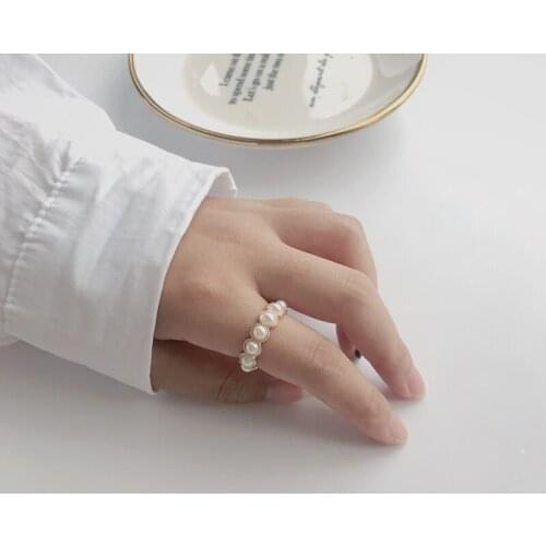 Korean Simple Elegant Imitation Pearl Simple Ring for Women Girl Temperament Fashion Flower Pattern Alloy Ring Tail Ring Gift