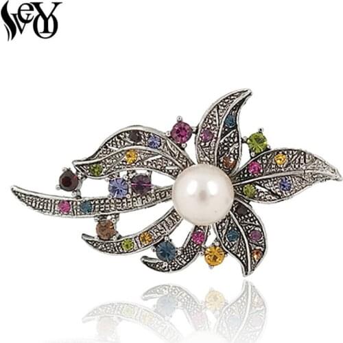 VEYO Lovely Crystal Flower Brooches Pin For Woman Fashion Jewelry Lmitation Pearl Brooch Costume Jewelry