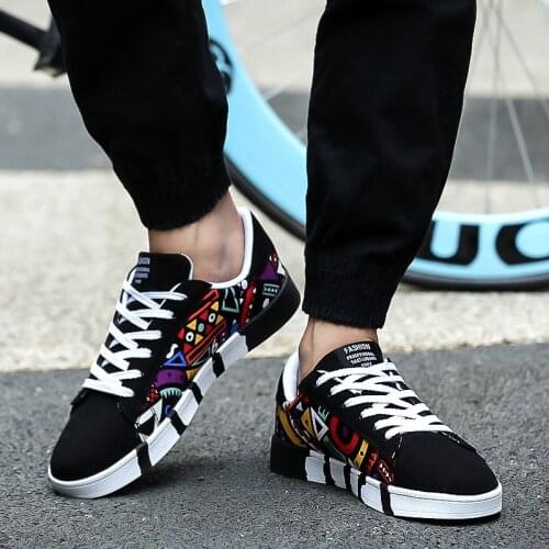 New Men Sneakers Casual Shoes Men Lovers Printing Fashion Flat Tenis Masculino Vulcanized Shoes Zapatos De Hombre