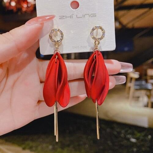Fashion Red Color Long Tassel Petals Micro-inlaid Zircon Earrings Trendy Lucky Red Earring For Women Wedding Party Jewelry Gifts