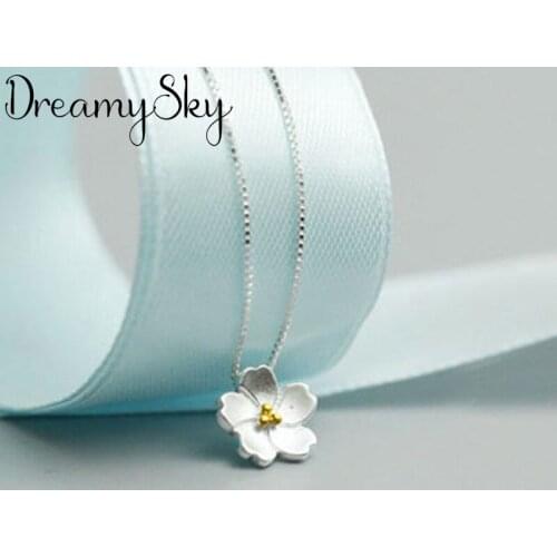 Korean New Charm Cheery Flower Necklaces Pendants For Women Statement Jewelry Choker Necklaces Bijoux Kolye