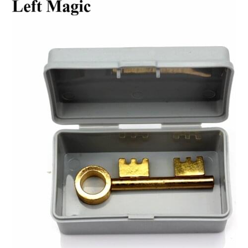 Surprise Ghost Moving Key Magic Tricks Spooky Close-Up Stage Magic Props Accessories Joke Toy Easy To Play C2083
