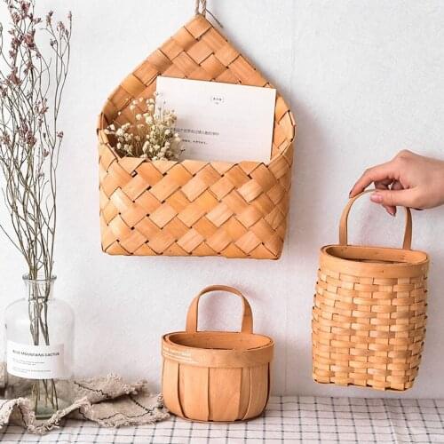 Nordic Handmade Woven Basket Storage Organizer Retro Wall Hanging Basket Letter Baskets Portable Wood Chip Flower Basket