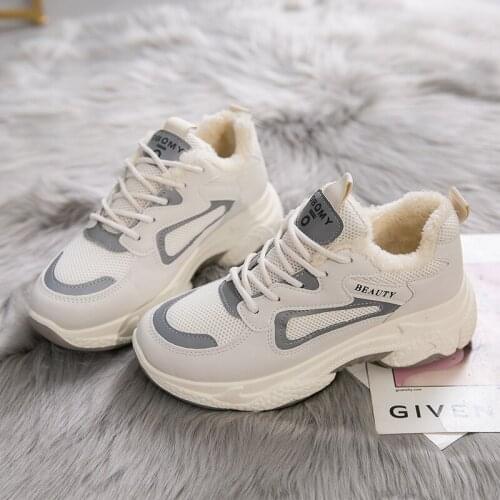 New Hot Womens Running Shoes Plus Cotton To Keep Warm Inside 6cm Outdoor Casual Sports Shoes Winter Fashion Trend Womens Shoes