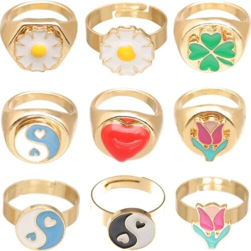 Cute Daisy Rings for Women Trendy Clover Carnation Flower Anillos Men Retro Tai Chi Heart Ring Set Girl Punk Jewelry Couple Gift