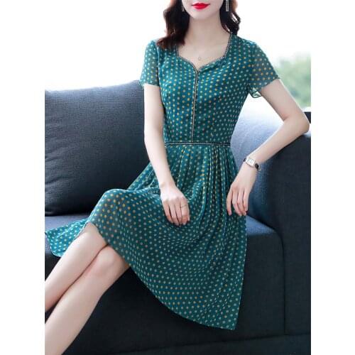 2021 Summer New French Elegant Womens Green Dot Chiffon Dress Short Sleeve M-4XL Fashion Lady Pleated A-line Dress aq1272