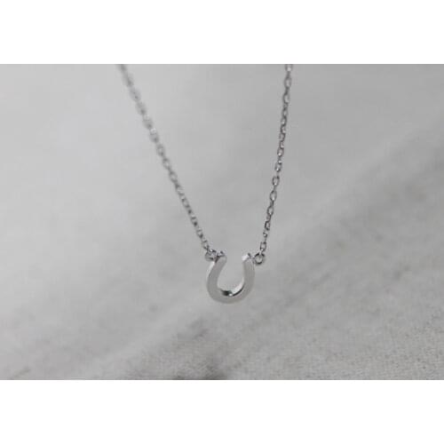 Gold Lucky Horseshoe Necklace Horse Shoe Hoof Small Simple Initial Letter Alphabet U Shape Choker Chain Necklace for Women