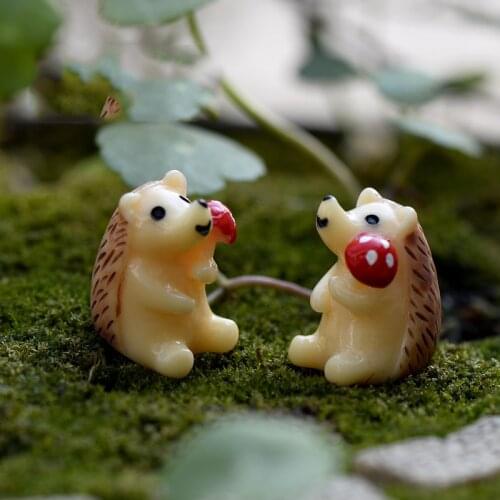 Mini Hedgehog and Mushroom Fairy Garden Miniatures Mini Gnomes Moss Terrariums DIY Resin Crafts Figurines for Garden Decoration