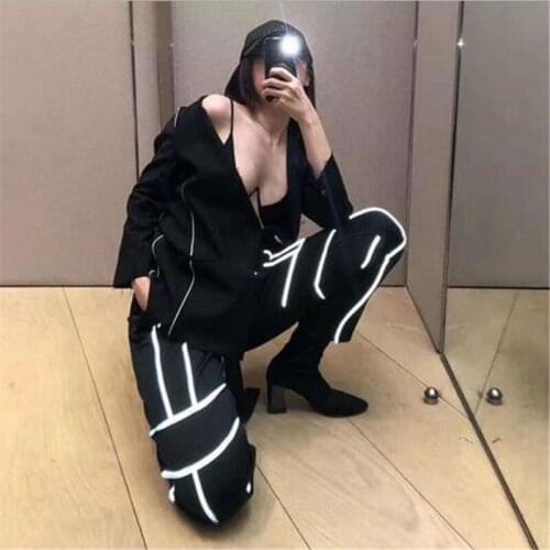 2021 New Back Beam Leg Pants Couple Street Hip Hop Thigh Pants Fashion Loose Sports Pants Night Lights Reflective Mens Trousers