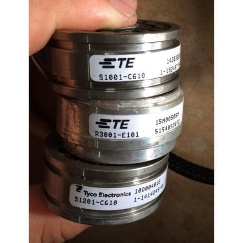 S140-C610 encoder , used in good condition . 80% appearance new , good working , free shipping