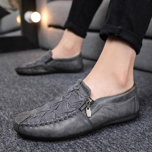 2020 New Fashion Men Loafers Soft Moccasins High Quality Spring Autumn Genuine Leather Shoes Men Soft Flats Driving Shoes