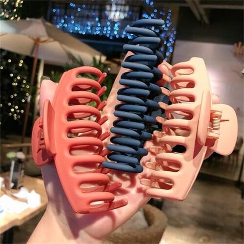 2021 New Claw Clip for Women Tough Black Plastic Hair Claw Large Size Hair Clamps Claw Clip Crab for Hair Accessories for Hair