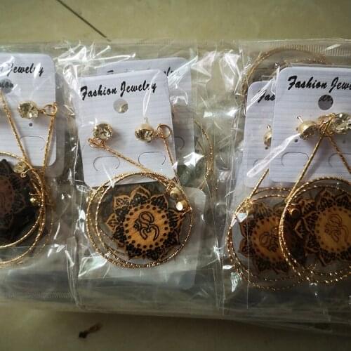 Free shipping!!Newest Heart wooden Dangle Earring Studs can mixed designs