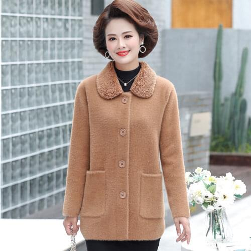 Plus Size 6XL 2021 Autumn Winter Mom Coat Velvet Jacket Women Middle-Aged New Mink Fleece Mom Cardigan Woolen Jacket Femme