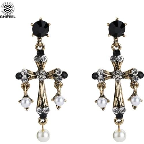 New Euramerican Palace Vintage Pop Baroque Style Brand Jewelry Acrylic Pearls Cross Earrings Pendientes Womens Accessories